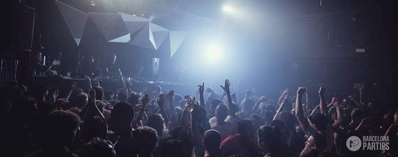 city-hall-club-barcelona-parties-dance