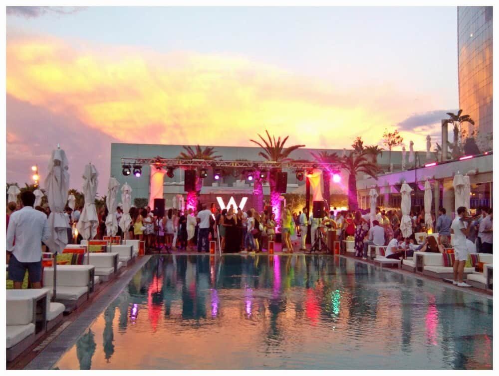 wet-deck-party1